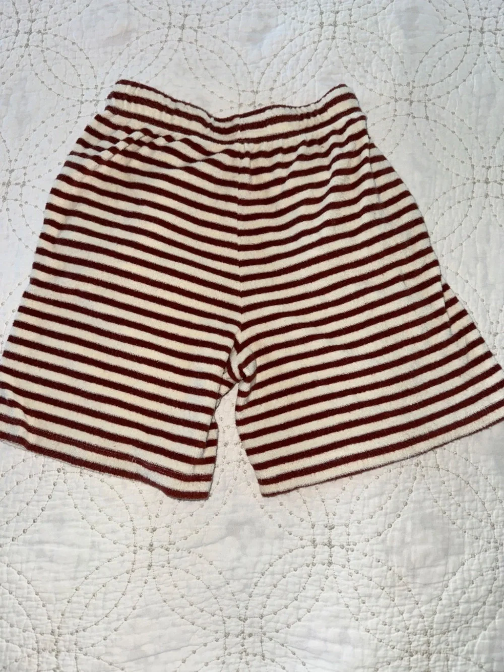 Zara Towel Effect Striped T-Shirt & Bermuda Set. Size 8-9. Color Burgundy/cream - Picture 8 of 10